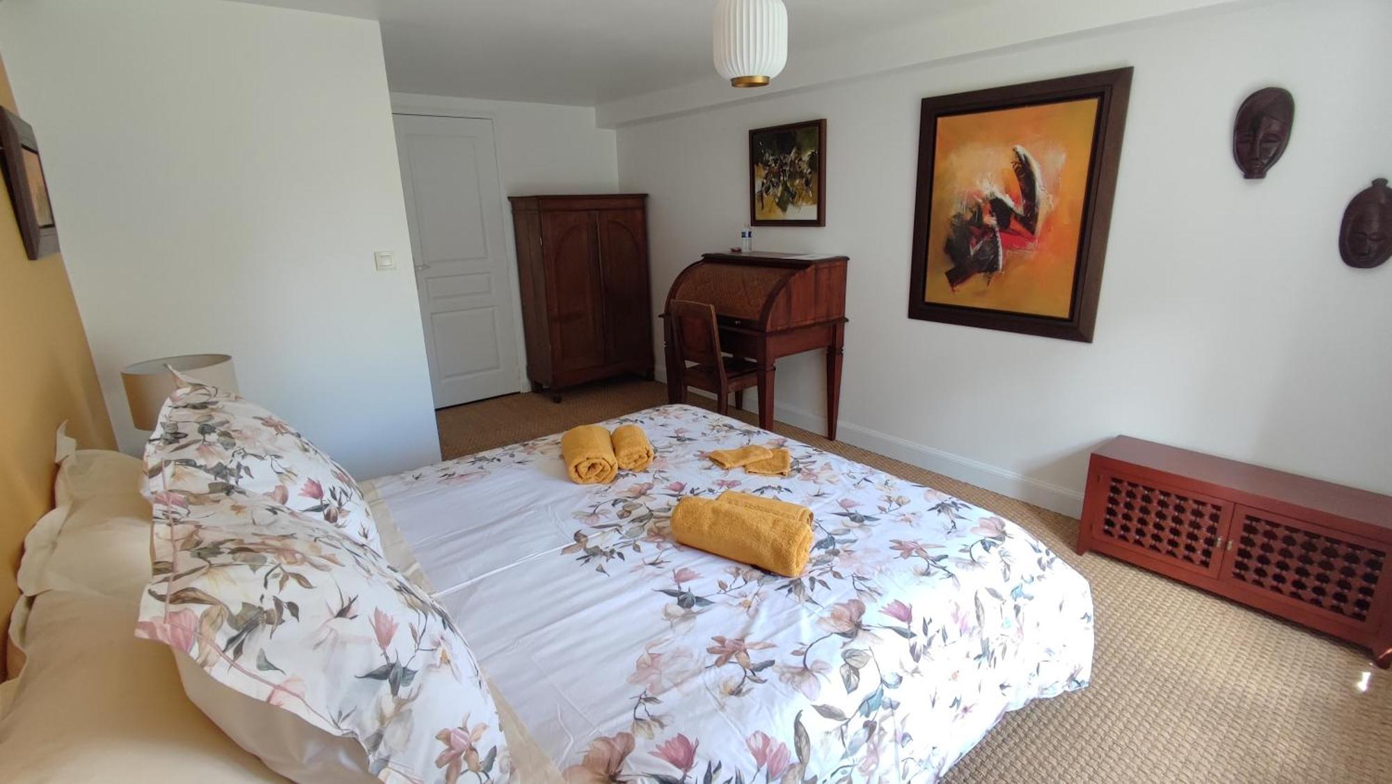 Mézilles Le Moulin Grenon Bed & Breakfast エクステリア 写真