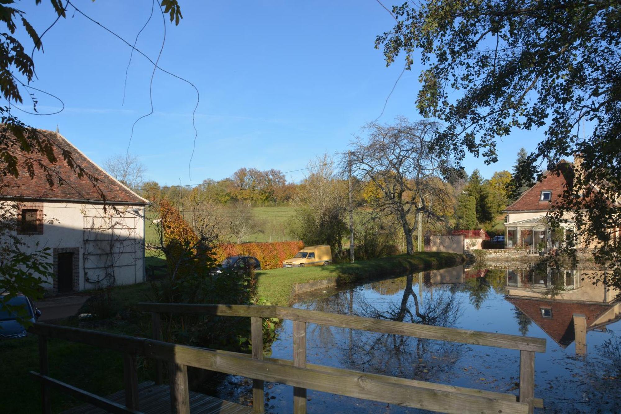 Mézilles Le Moulin Grenon Bed & Breakfast エクステリア 写真
