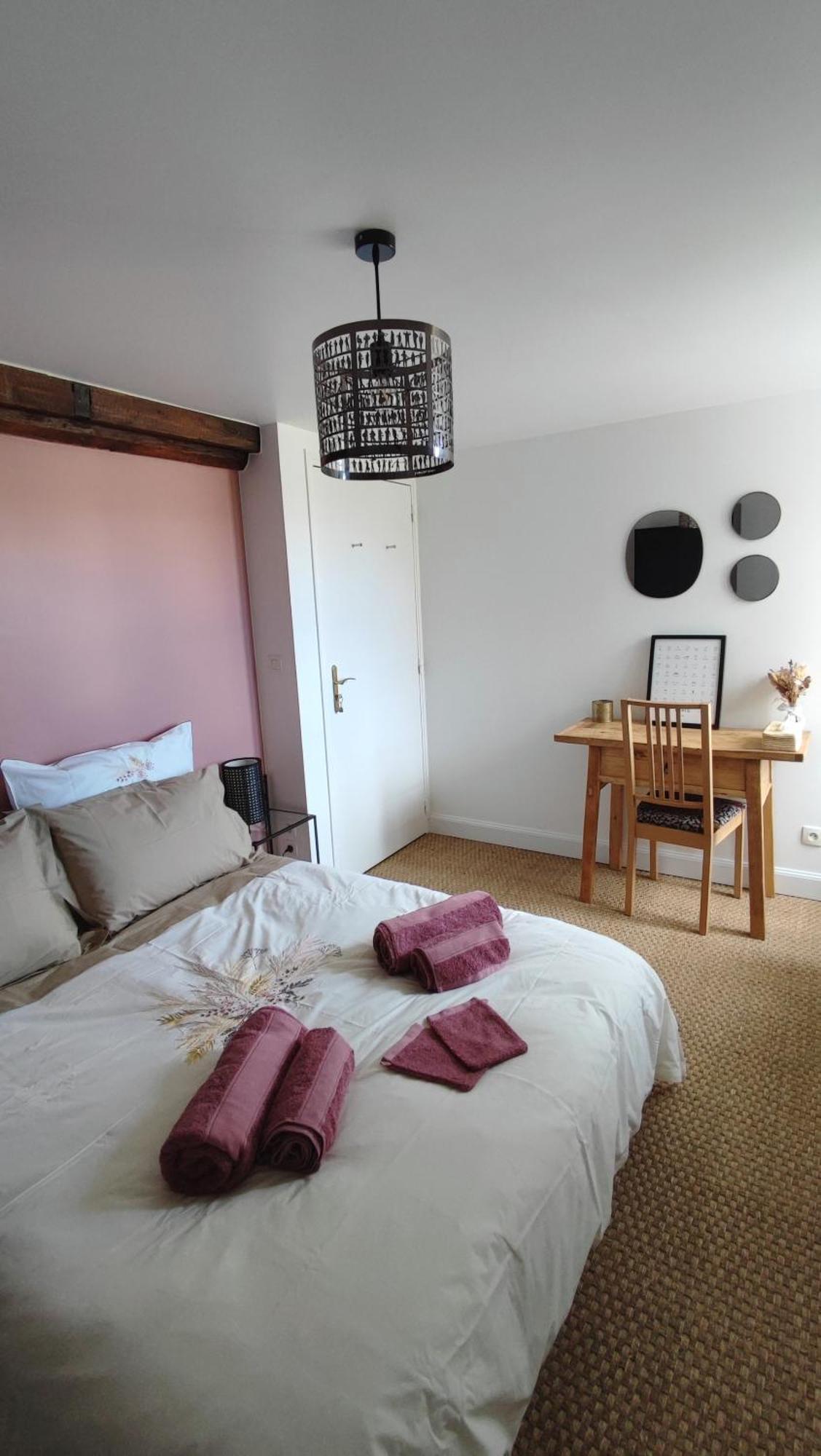 Mézilles Le Moulin Grenon Bed & Breakfast エクステリア 写真